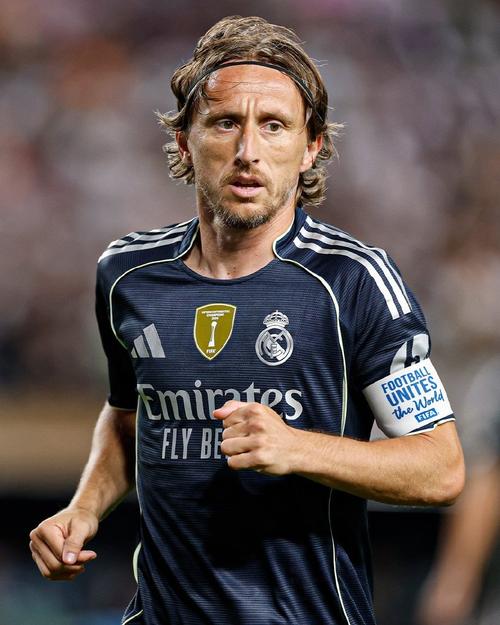 尽力局！杰曼19中13空砍35分3篮板9助攻